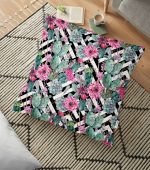 - yerminderi-YER-3319 - Realhomes  Geometrik Zeminde Çiçek ve Kaktüsler Özel Tasarım Yer Minderi - 70 x 70 cm Realhomes