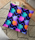 - yerminderi-YER-3324 - Realhomes  Mavi Zigzag Zeminli Ananas Desenli Dekoratif Yer Minderi - 70 x 70 cm Realhomes