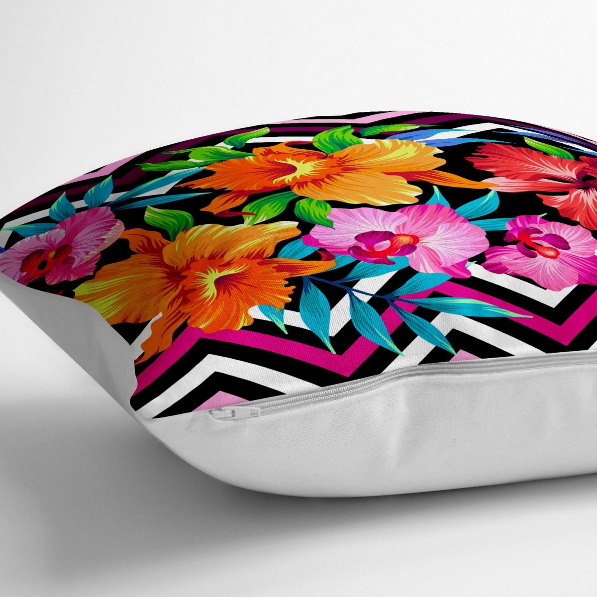 Zigzag ve Çiçekler Özel Tasarım Dekoratif Yer Minderi - 70 x 70 cm Realhomes