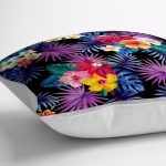 - yerminderi-YER-3372-1 - Realhomes  Siyah Zeminde Rengarenk Çiçekler Tasarımlı Dekoratif Yer Minderi - 70 x 70 cm Realhomes