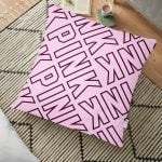 Çiçekli Kız Çizimli Modern Dekoratif Yer Minderi - 70 x 70 cm Realhomes