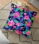 - yerminderi-YER-3426 - Realhomes  Siyah Zeminde Renkli Zambaklar Tasarımlı Dijital Baskılı Yer Minderi - 70 x 70 cm Realhomes