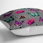 - yerminderi-YER-3485-1 - Realhomes  Geometrik Zeminde Kelebekler Desenli Dijital Baskılı Dekoratif Yer Minderi  - 70 x 70 cm Realhomes