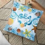 Beyaz Zeminde XO Tasarımlı Dekoratif Yer Minderi - 70 x 70 cm Realhomes