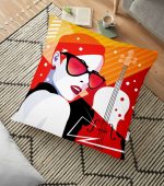 - yerminderi-YER-3519 - Realhomes  Fashion Lady Dijital Baskılı Dijital Baskılı Dekoratif Yer Minderi - 70 x 70 cm Realhomes