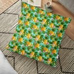 Beyaz Zeminde Yıldız ve Midye Desenli Dekoratif Yer Minderi - 70 x 70 cm Realhomes