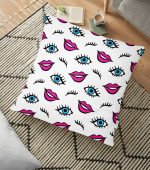 - yerminderi-YER-3555 - Realhomes Popart Göz ve Dudak Tasarımlı Dijital Baskılı Dekoratif Yer Minderi - 70 x 70 cm Realhomes