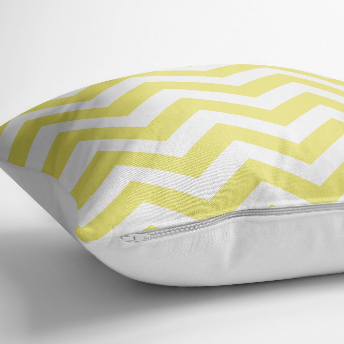 Modern Zigzag Desenli Dijital Baskılı Dekoratif Yer Minderi - 70 x 70 cm Realhomes