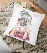 - yerminderi-YER-584 - Realhomes Fashion Girl Dijital Baskılı Modern Yer Minderi - 70 x 70 cm Realhomes