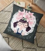 - yerminderi-YER-590 - Realhomes  Fashion Girl Dijital Baskılı Modern Yer Minderi - 70 x 70 cm Realhomes