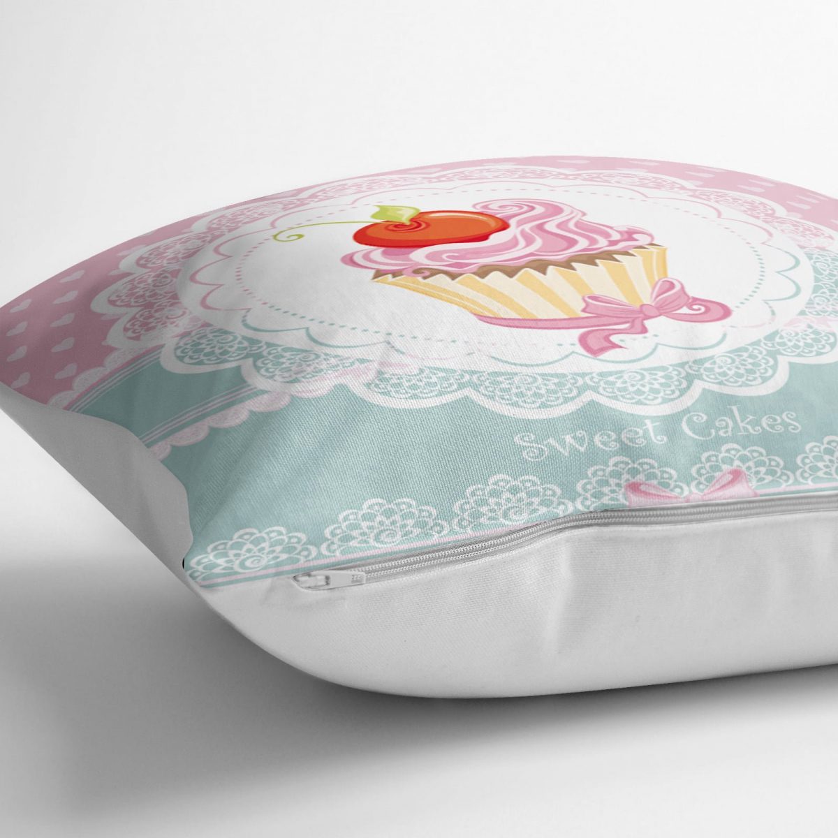 Cup Cake Dijital Baskılı Dekoratif Yer Minderi - 70 x 70 cm Realhomes