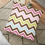 Geyik Desenli Dijital Baskılı Dekoratif Yer Minderi - 70 x 70 cm Realhomes