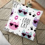 Real Homes Renkli Tüyler Dijital Baskılı Dekoratif Yer Minderi - 70 x 70 cm Realhomes