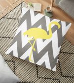 - yerminderi-YER-grizigfila - Realhomes  Gri Zeminde Sarı Flamingo Desenli Dekoratif Yer Minderi - 70 x 70 cm Realhomes