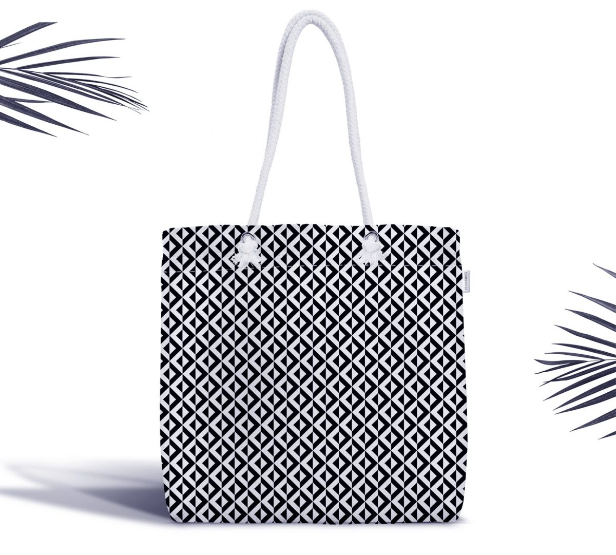 Siyah Beyaz Üçgen Geometrik Desenli Dijital Baskılı Fermuarlı Kumaş Çanta Realhomes