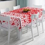 Renkli Yılbaşı Motifleri Dekoratif Leke Tutmaz Masa Örtüsü Realhomes