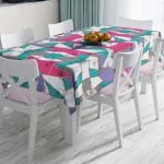 Pembe Zeminli Üçgen Mermer Motifli Modern Leke Tutmaz Masa Örtüsü Realhomes