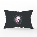 - Dik-4332 - Realhomes Siyah Zeminli Magic Unicorn Tasarımlı Çocuk Odası Dikdörtgen Yastık Kılıfı Realhomes