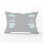 - Dik-4409 - Realhomes Beyaz Zeminde Bulut ve Ayıcık Tasarımlı Bebek Odası Dikdörtgen Yastık Kılıfı Realhomes
