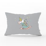 - Dik-4421 - Realhomes Beyaz Zeminde Unicorn Motifli Bebek Odası Dikdörtgen Yastık Kılıfı Realhomes