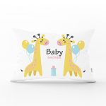 - Dik-4474 - Realhomes Mavi Zeminde Sevimli Ayıcık Tasarımlı Bebek Odası Dikdörtgen Yastık Kılıfı Realhomes