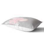 - Dik-4531-1 - Realhomes Pembe Zeminde Sevimli Kedicik Desenli Bebek Odası Dikdörtgen Yastık Kılıfı Realhomes