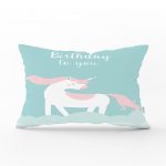 - Dik-4559 - Realhomes Gri Beyaz Çizgili Happy Birthday Tasarımlı Bebek Odası Dikdörtgen Yastık Kılıfı Realhomes