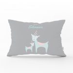 - Dik-4581 - Realhomes Pembe Zeminde Sevimli Geyik Tasarımlı Çocuk Odası Dikdörtgen Yastık Kılıfı Realhomes