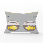 - Dik-4588 - Realhomes Sarı Kuş Motifli Dijital Baskılı Çocuk Odası Dikdörtgen Yastık Kılıfı Realhomes