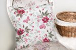 - realhomescomtr-K3824-1 - Realhomes Realhomes Beyaz Zeminde Pembe Çiçekler Dijital Baskılı Modern Yastık Kırlent Kılıfı Realhomes