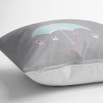 - realhomescomtr-K4394-1 - Realhomes Pembe Zeminde Şemsiye ve Sevimli Ayıcıklar Motifli Bebek Odası Yastık Kırlent Kılıfı Realhomes