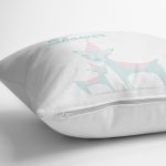 - realhomescomtr-K4579-1 - Realhomes Yeşil Zeminde Sevimli Geyik Tasarımlı Çocuk Odası Yastık Kılıfı Realhomes