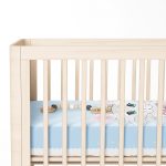 Mavi Zeminde Sevimli Kedicik Özel Tasarım Çocuk Odası Yatak Örtüsü Realhomes