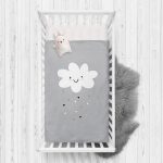 - Rh-Yatak-4366g - Realhomes  Gri Zeminde Yalnız Bulut Çocuk Odası Yatak Örtüsü Realhomes