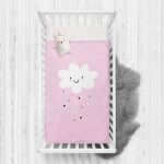 - Rh-Yatak-4366p - Realhomes  Pembe Zeminde Yalnız Bulut Çocuk Odası Yatak Örtüsü Realhomes