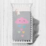 - Rh-Yatak-4370g - Realhomes Gri Zeminde Pembe Bulutlu Baby Shower Çocuk Odası Yatak Örtüsü Realhomes