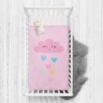 - Rh-Yatak-4370p - Realhomes  Pembe Zeminde Pembe Bulutlu Baby Shower Çocuk Odası Yatak Örtüsü Realhomes