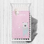 - Rh-Yatak-4391p - Realhomes  Pembe Zeminde Ayıcık Bebek Odası Yatak Örtüsü Realhomes