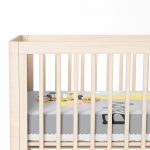 Gri Zeminde Balon ve Zürafa Desenli Özel Tasarım Bebek Odası Yatak Örtüsü Realhomes