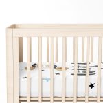 Beyaz Zeminde Little Star Tasarımlı Bebek Odası Yatak Örtüsü Realhomes