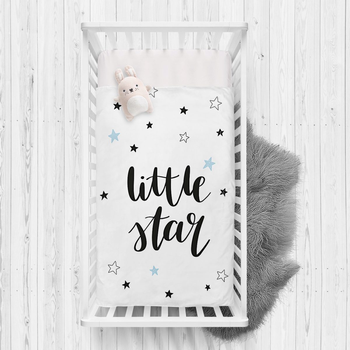 Beyaz Zeminde Little Star Tasarımlı Bebek Odası Yatak Örtüsü Realhomes