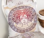 - Rh-K5008-Medusa-Gorgon-Ozel-Tasarim-Dijital-Baskili-Yastik-Kilifi-1 - Realhomes Medusa Gorgon Özel Tasarım Dijital Baskılı Yastık Kılıfı Realhomes