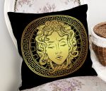 - Rh-K5034-RealHomes-Ozel-Tasarim-Siyah-Zeminde-Gold-Medusa-Dekoratif-Kirlent-Kilifi-1 - Realhomes RealHomes Özel Tasarım Siyah Zeminde Gold Medusa Dekoratif Kırlent Kılıfı Realhomes