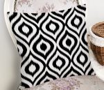 - Rh-K5116siyah-Ozel-Tasarim-Siyah-Ikat-Desenli-Dijital-Baskili-Yastik-Kirlent-Kilifi-1 - Realhomes Özel Tasarım Siyah İkat Desenli Dijital Baskılı Yastık Kırlent Kılıfı Realhomes