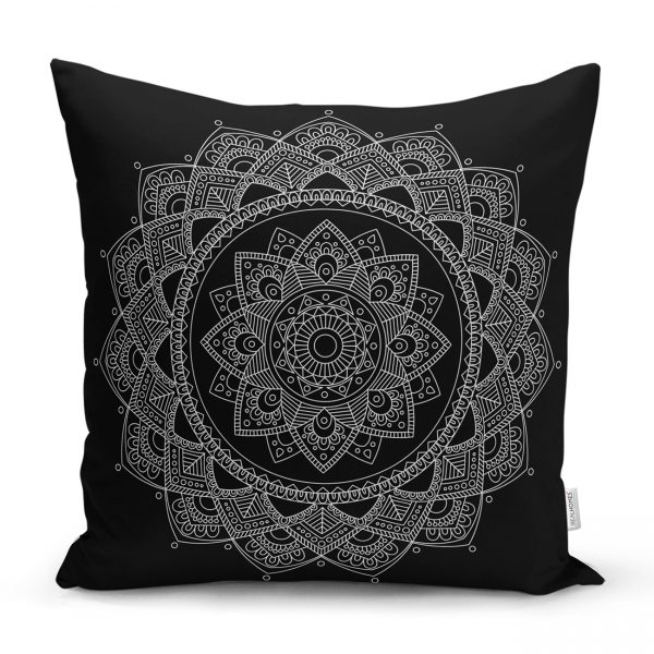 - Rh-K5126-Siyah-Zeminde-Beyaz-Mandala-Desenli-Dekoratif-Yastik-Kilifi - Realhomes  Siyah Zeminde Beyaz Mandala Desenli Dekoratif Yastık Kılıfı Realhomes