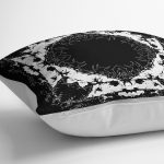 - Rh-K5127-Siyah-Zeminde-Kare-Mandala-Desenli-Ozel-Tasarim-Kirlent-Kilifi-2 - Realhomes Siyah Zeminde Kare Mandala Desenli Özel Tasarım Kırlent Kılıfı Realhomes