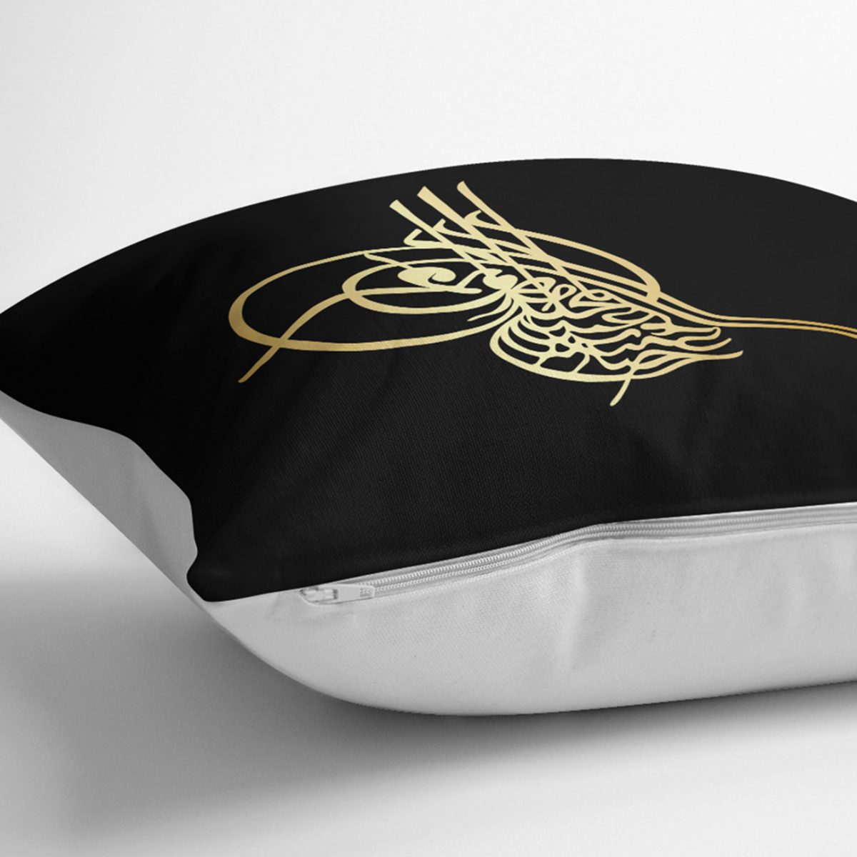 RealHomes Siyah Zeminde Gold Osmanlı Turası Özel Tasarım Dijital Baskılı Kırlent Kılıfı Realhomes