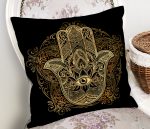 - Rh-K5208-Siyah-Zeminde-Mandala-Icinde-Gold-Fatimanin-Eli-Motifli-Ozel-Tasarim-Yastik-Kilifi-1 - Realhomes Siyah Zeminde Mandala İçinde Gold Fâtımâ'nın Eli Motifli Özel Tasarım Yastık Kılıfı Realhomes