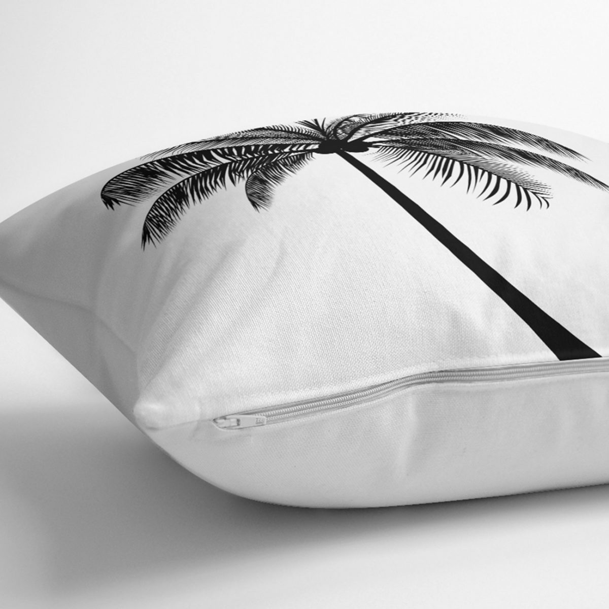 Beyaz Zeminde Siyah Palmiye Desenli Özel Tasarım Yastık Kılıfı Realhomes