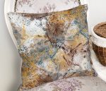 - Rh-K5253-Mermer-Zeminde-Gold-Sulu-Boya-Calismasi-Desenli-Kirlent-Kilifi-1 - Realhomes  Mermer Zeminde Gold Sulu Boya Çalışması Desenli Kırlent Kılıfı Realhomes